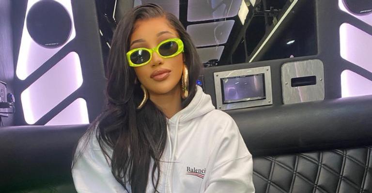 De Surpresa, Cardi B Anuncia Gravidez Do Segundo Filho Em Palco De ...